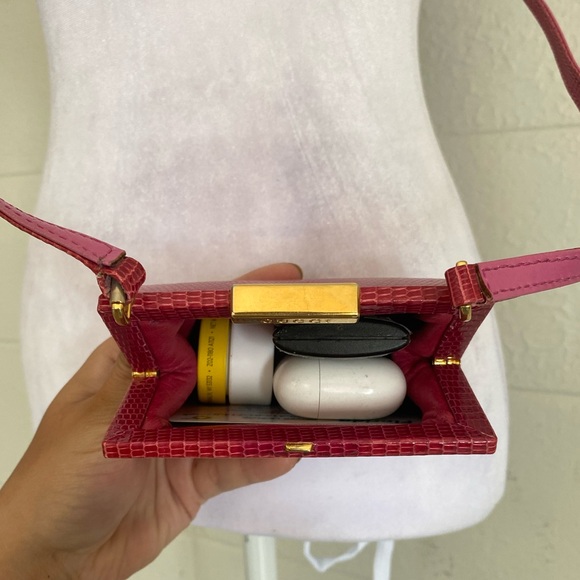 Ultra rare vintage 90s Gucci by Tom Ford hot pink Lizard extra mini crossbodybag - Picture 16 of 16
